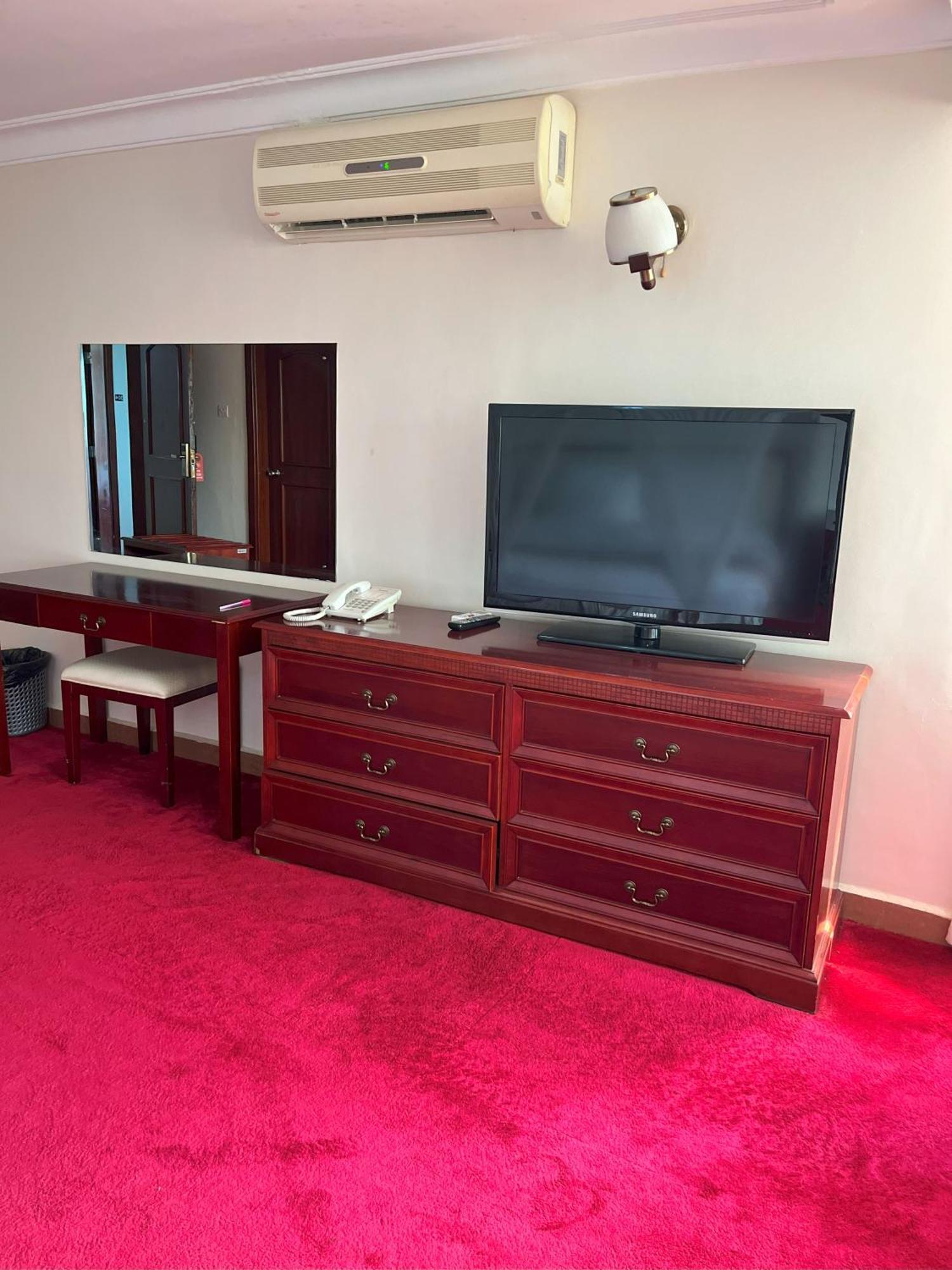 Bomah Hotel Limited Гулу Экстерьер фото