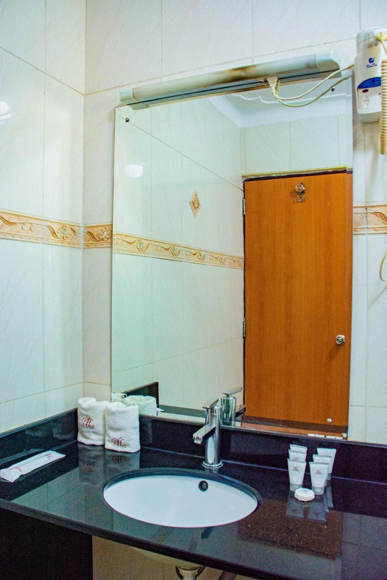 Bomah Hotel Limited Гулу Экстерьер фото