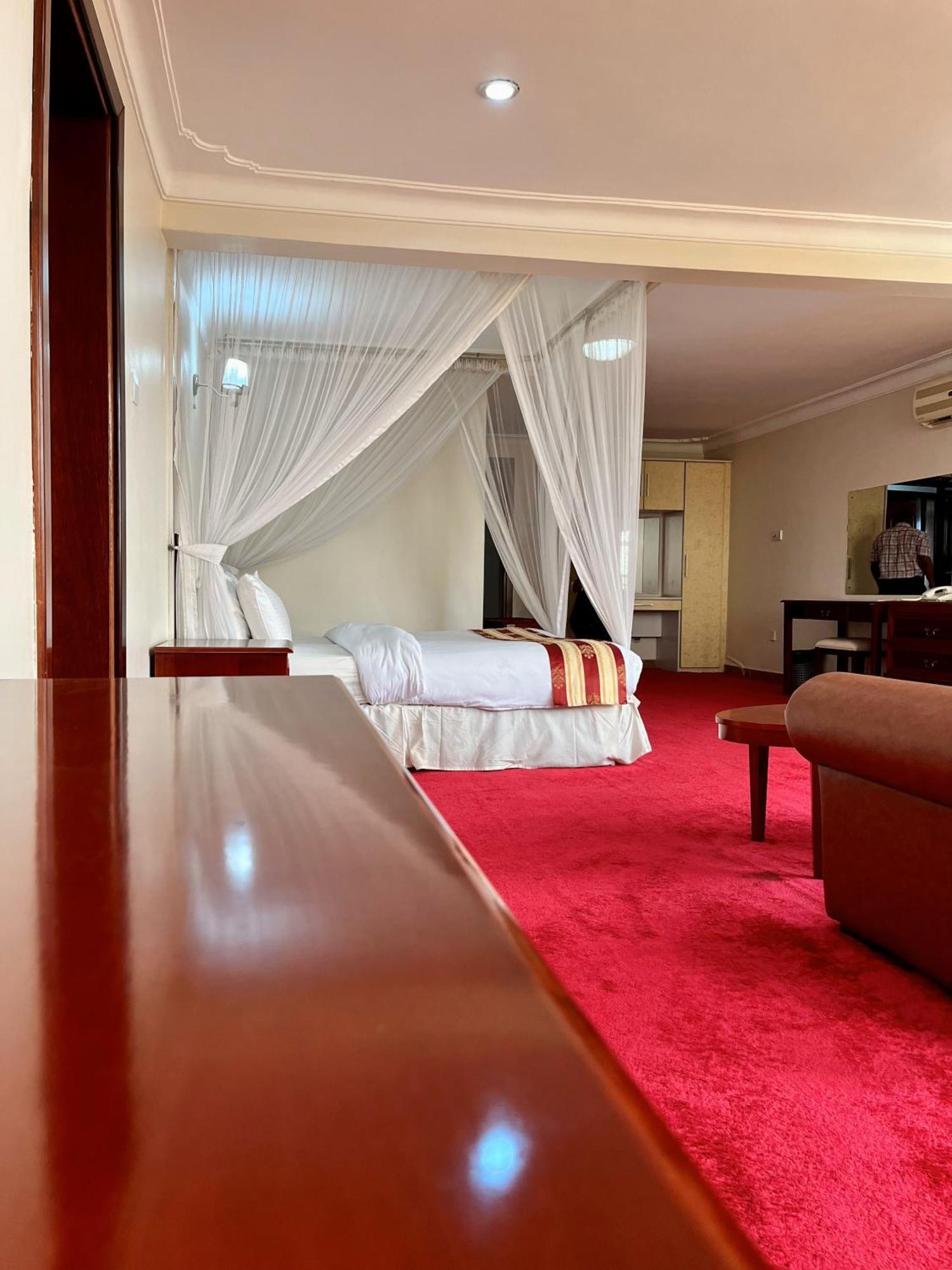 Bomah Hotel Limited Гулу Экстерьер фото